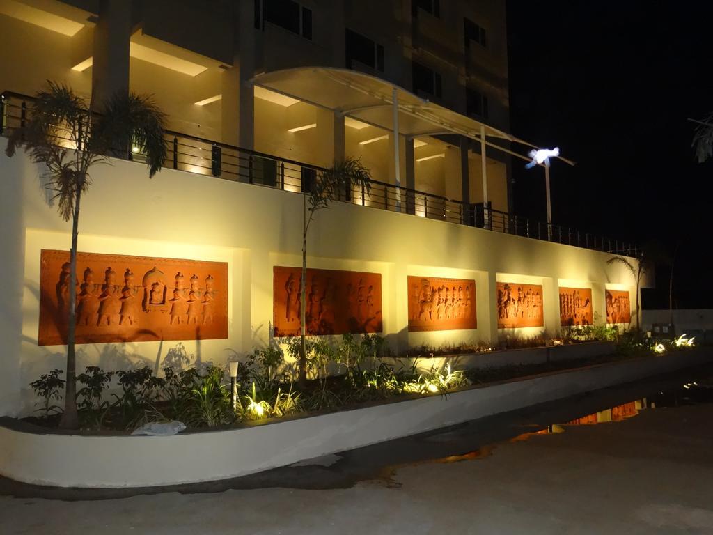 Regenta Central Hestia Dahej, Bhensali Luaran gambar